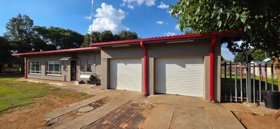 3 Bedroom Property for Sale in Declercqville North West